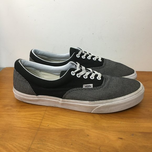 Vans Other - VANS The Era - Lace-up Canvas Skate Shoe Sneaker Mens 12